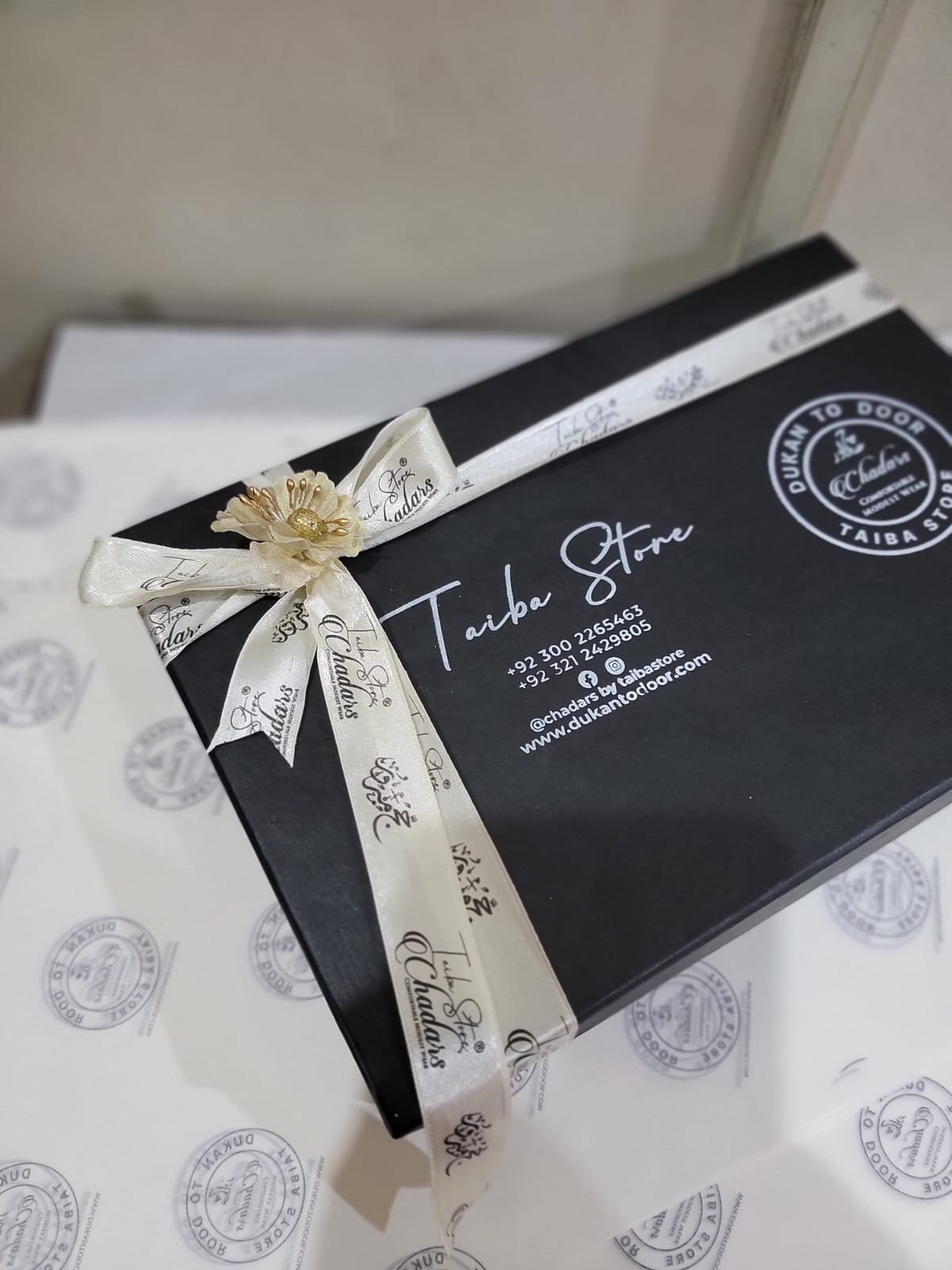 PACKAGE 3 — Large Gift Box