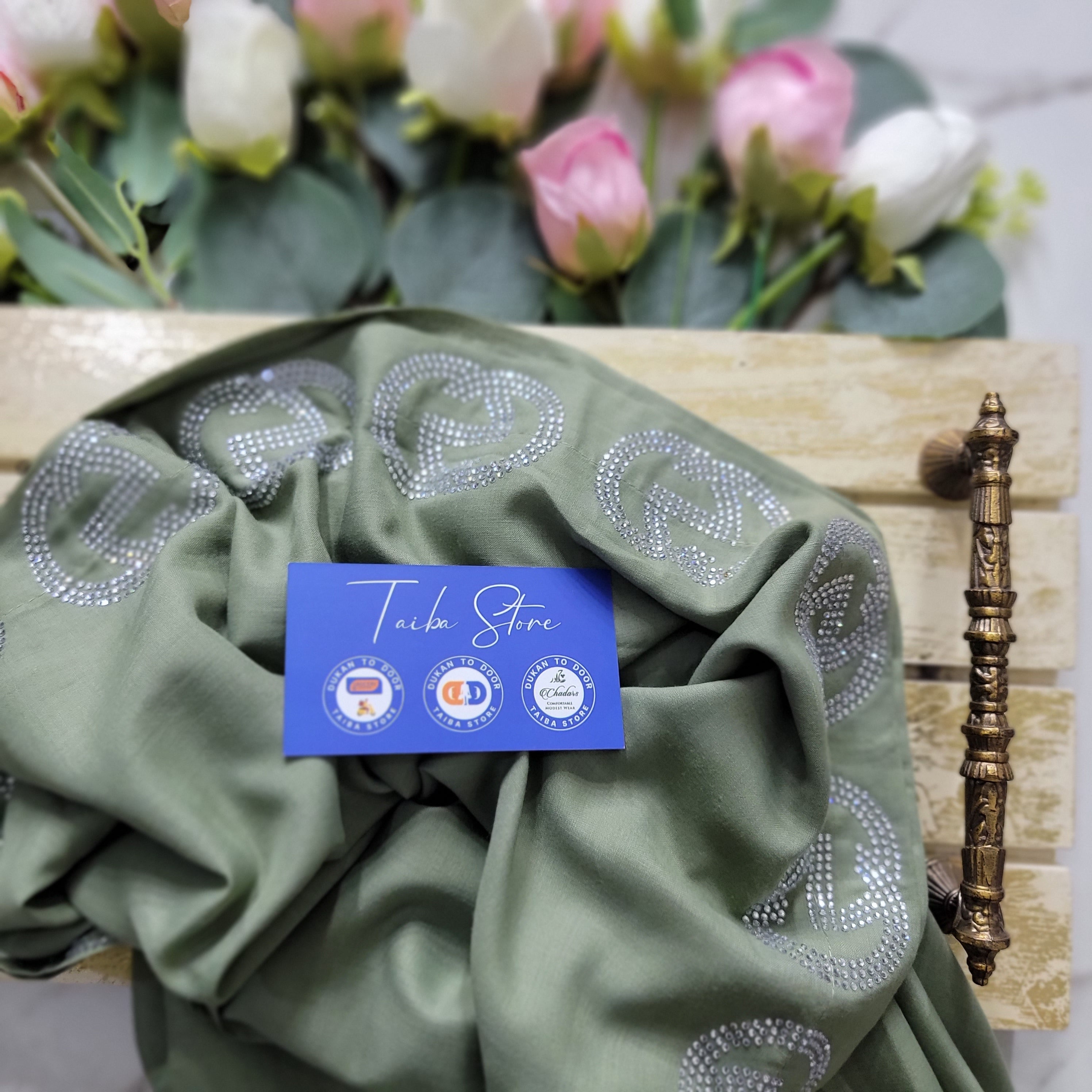 Crystal Loopwork Chadar