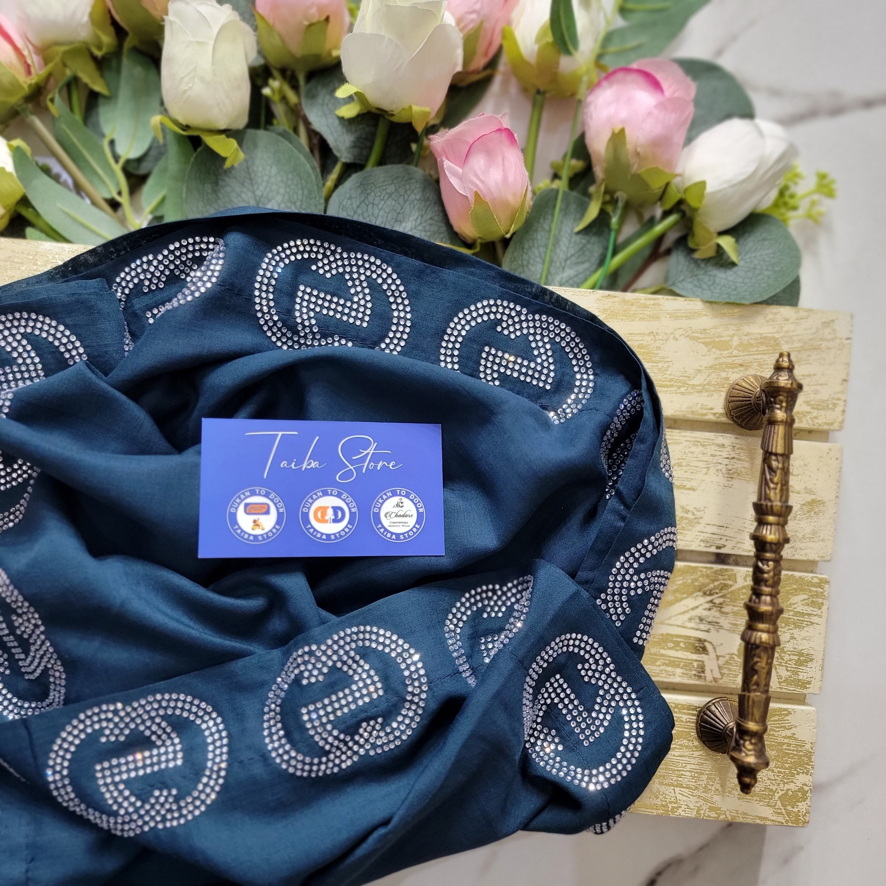 Crystal Loopwork Chadar